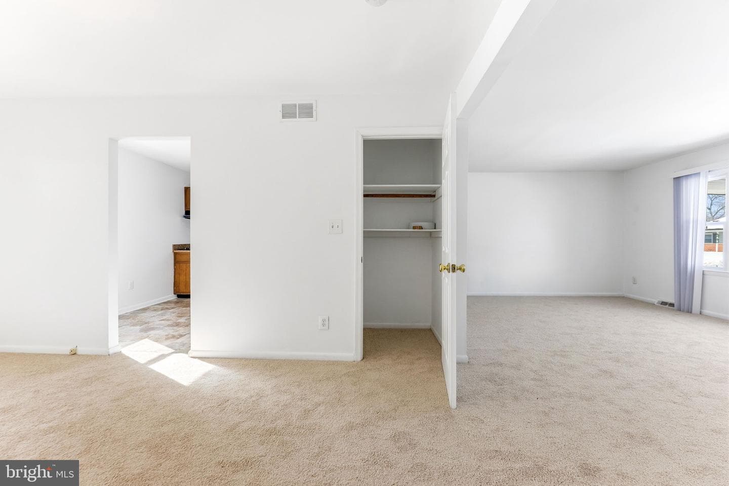 623 Chapelgate Drive photo 13