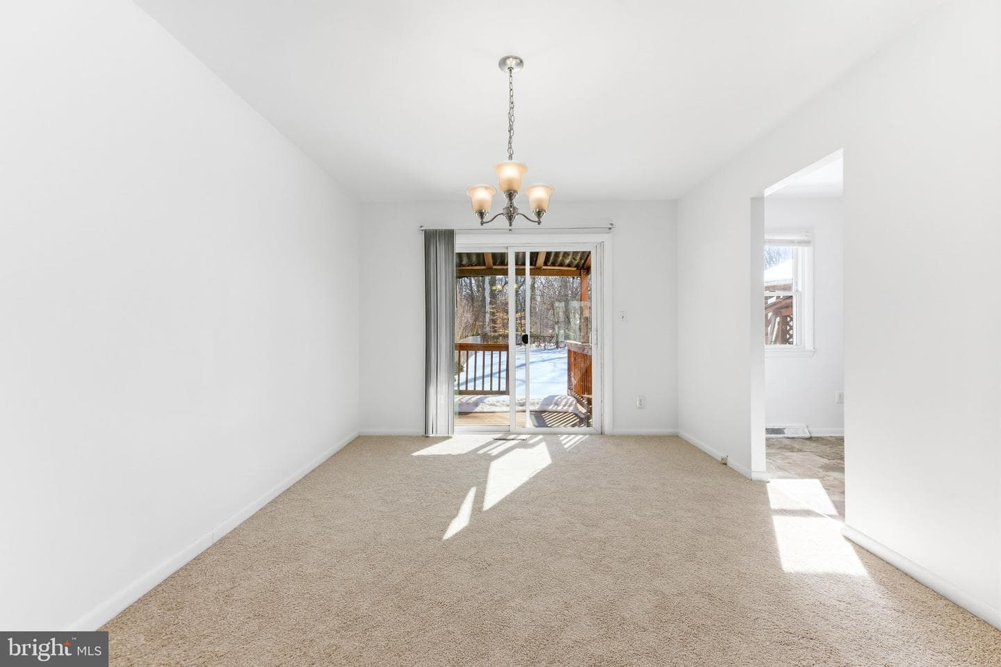 623 Chapelgate Drive photo 5