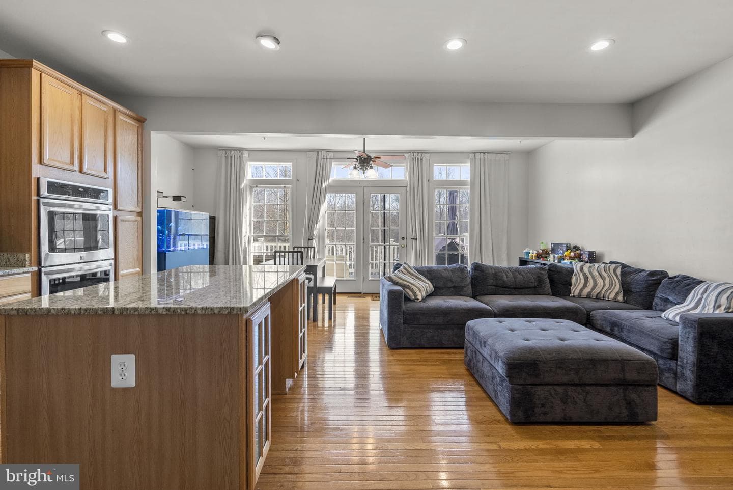 1533 Rutland Way photo 11