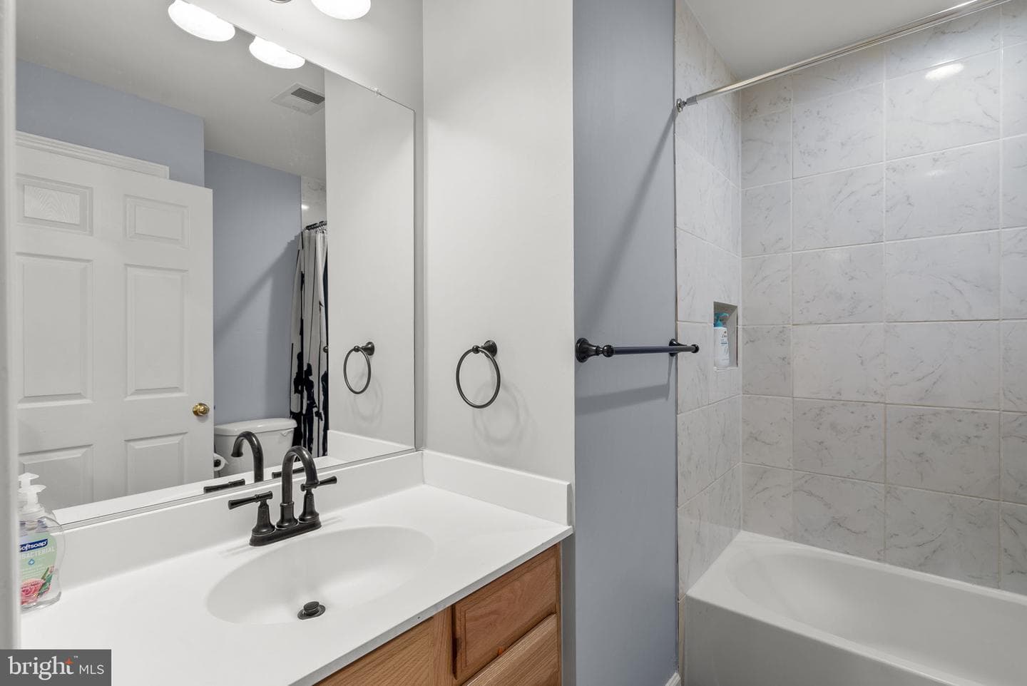 1533 Rutland Way photo 20
