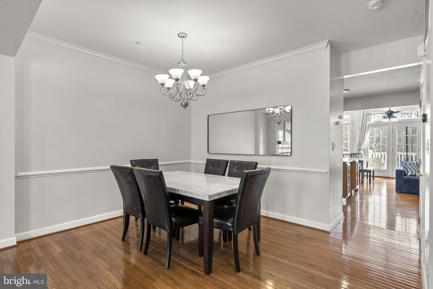 1533 Rutland Way photo 8