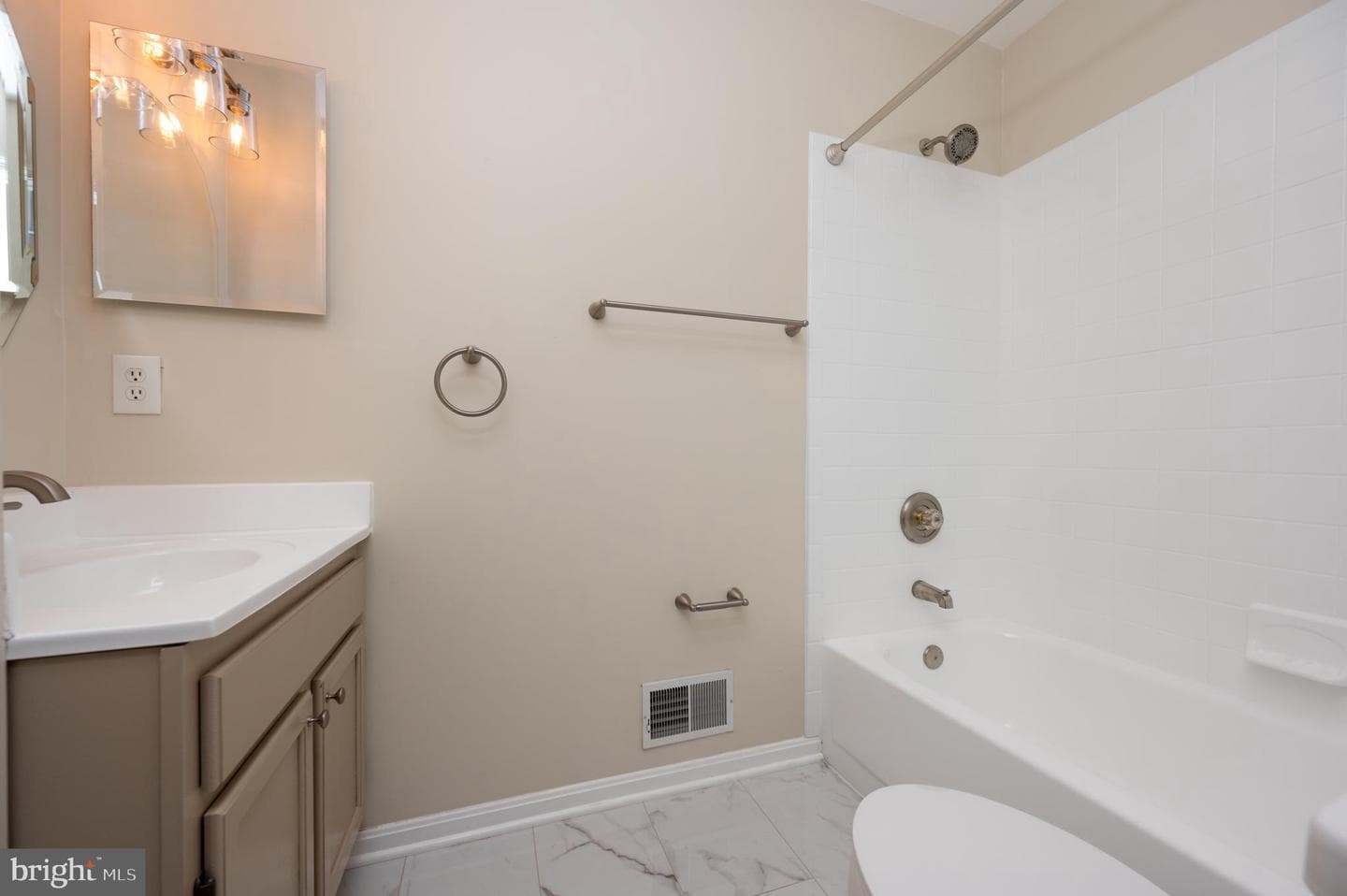 700 Pine Valley Court photo 27