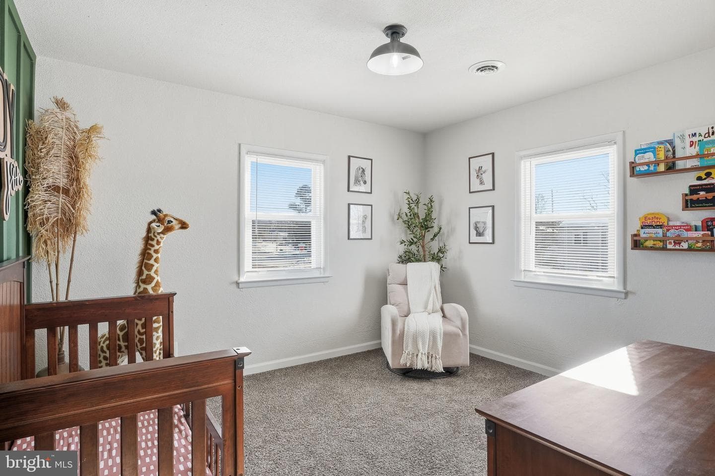 105 Michael Avenue photo 18