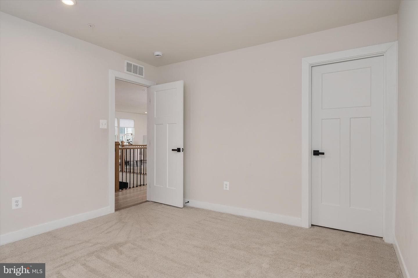 3322 Milkweed Court photo 33
