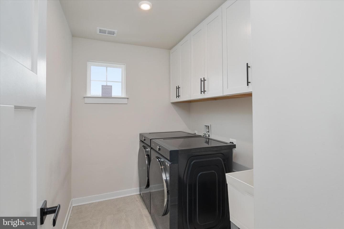 3322 Milkweed Court photo 36