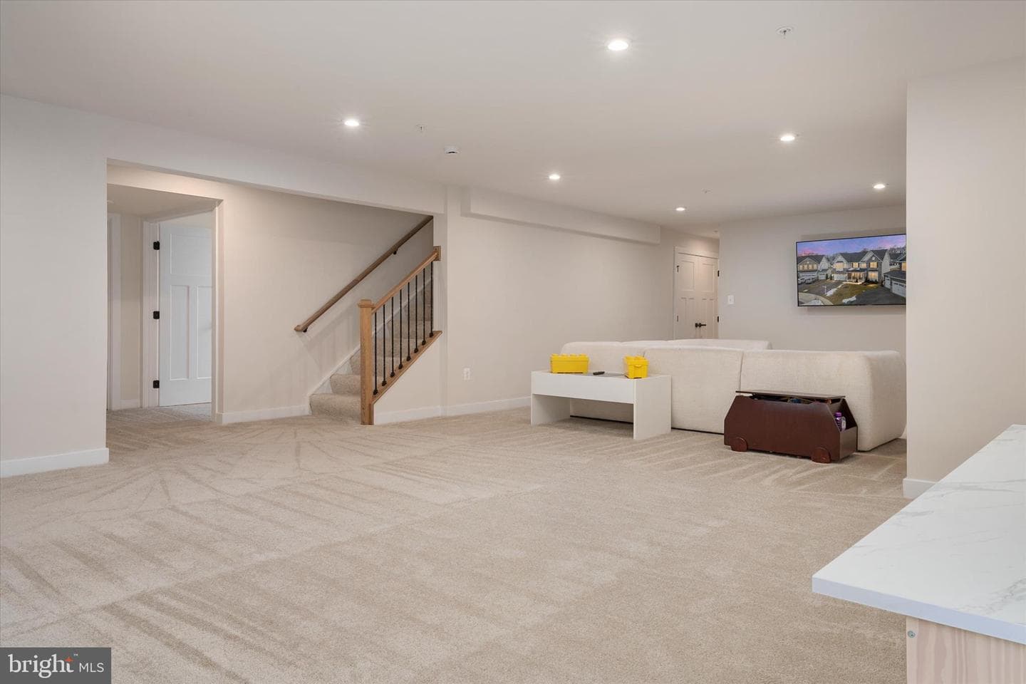 3322 Milkweed Court photo 38