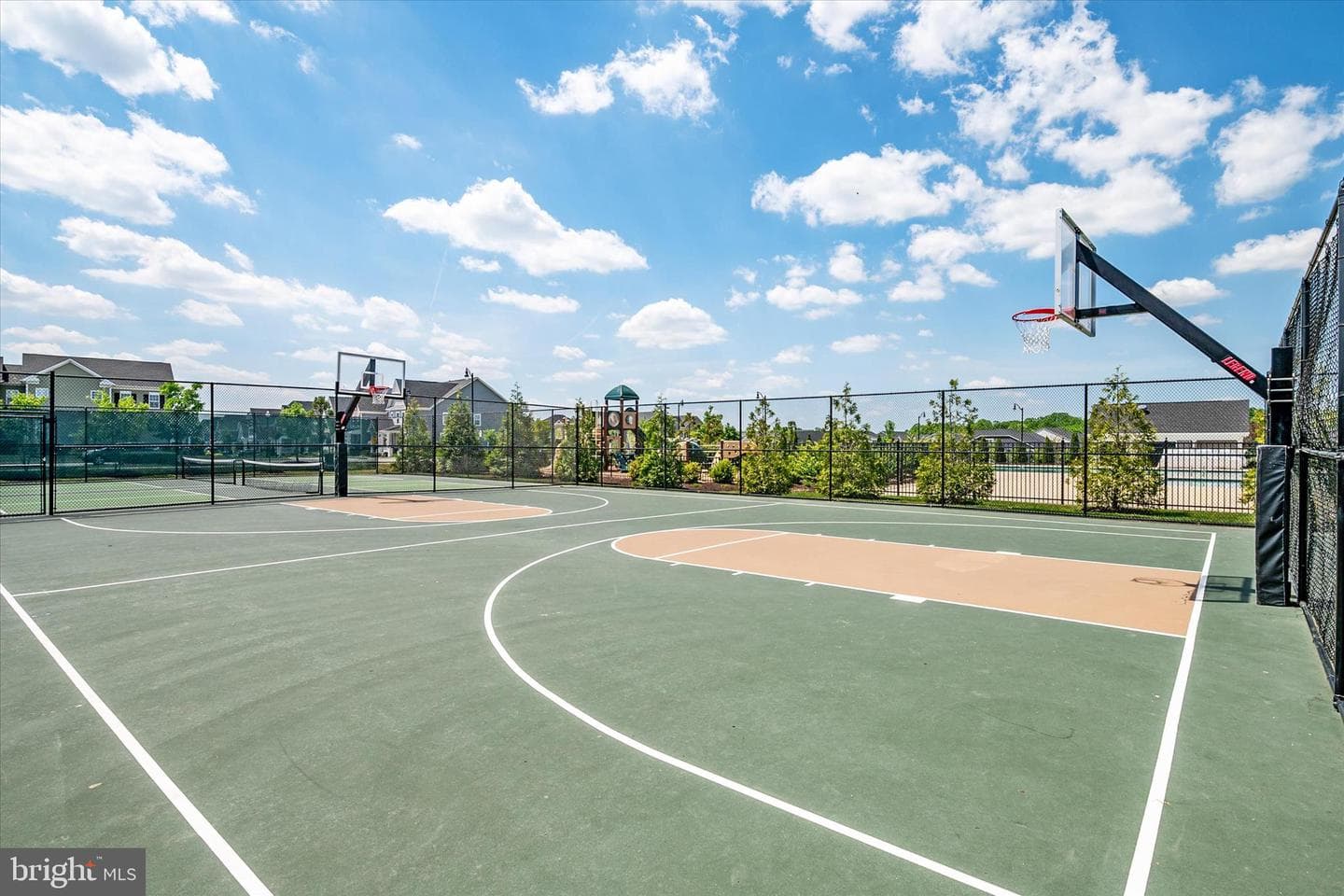 3322 Milkweed Court photo 68