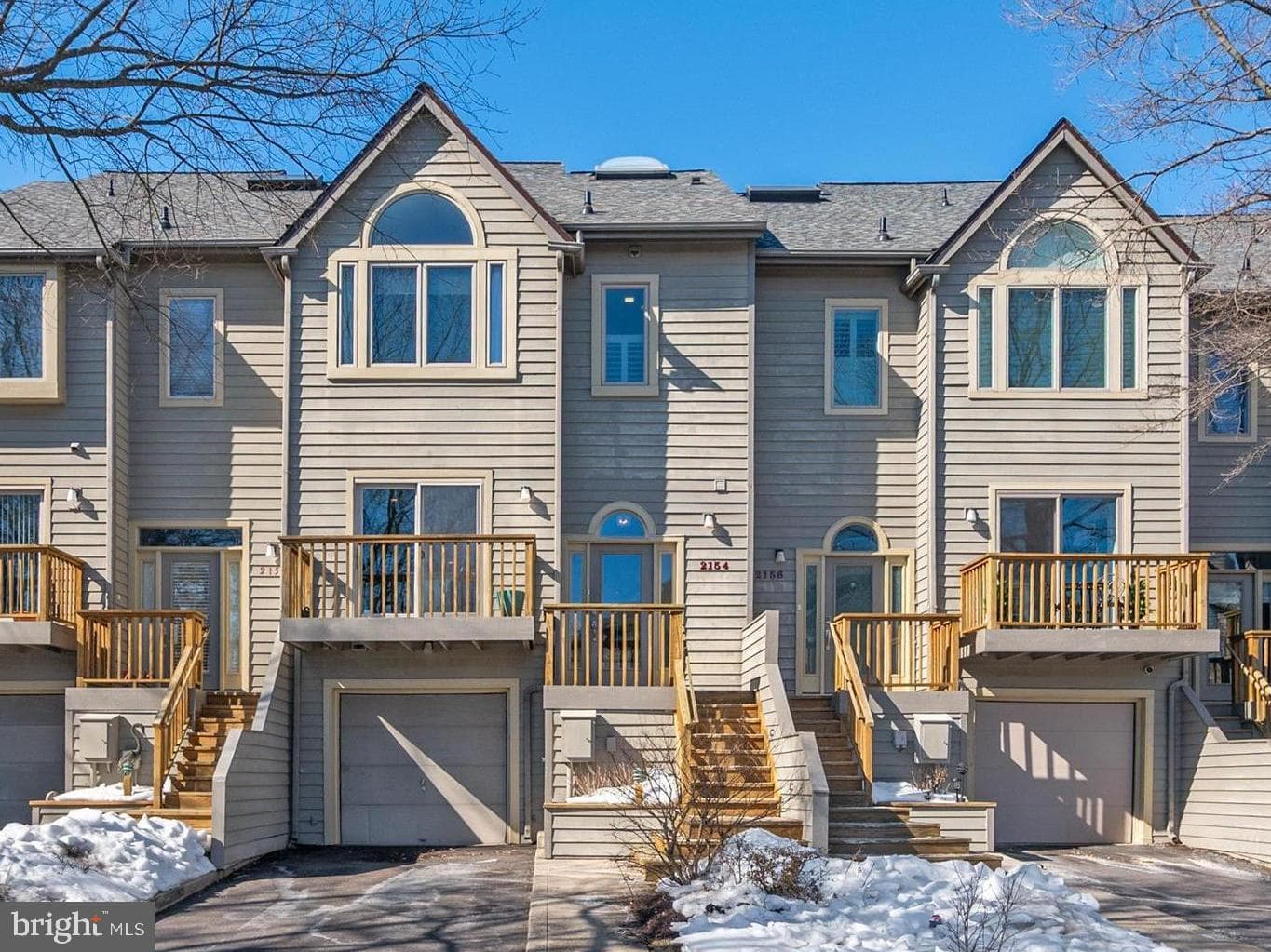 2154 Chesapeake Harbour Drive