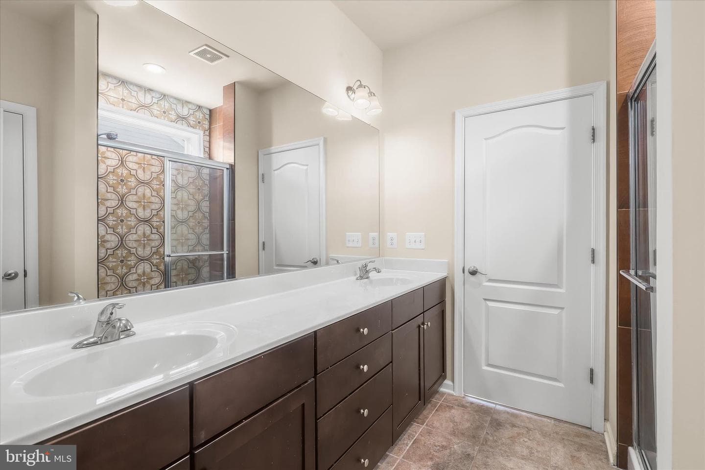 512 Pebblebrook Lane photo 22