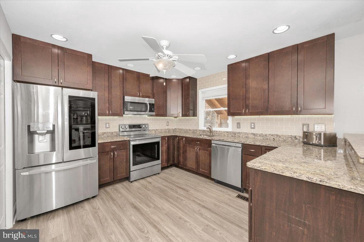241 Armstrong Lane photo 6