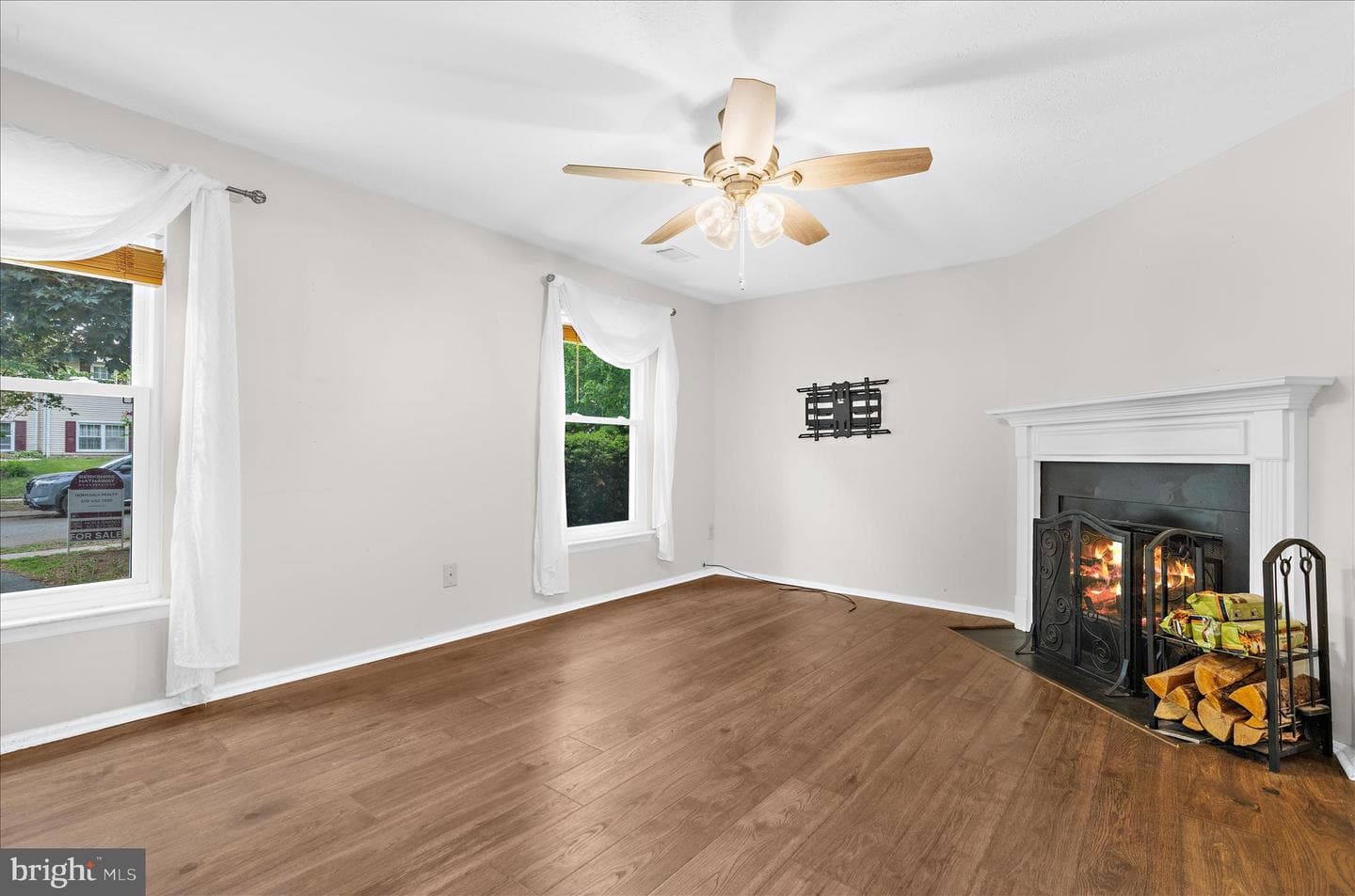 8085 Castle Rock Court photo 7