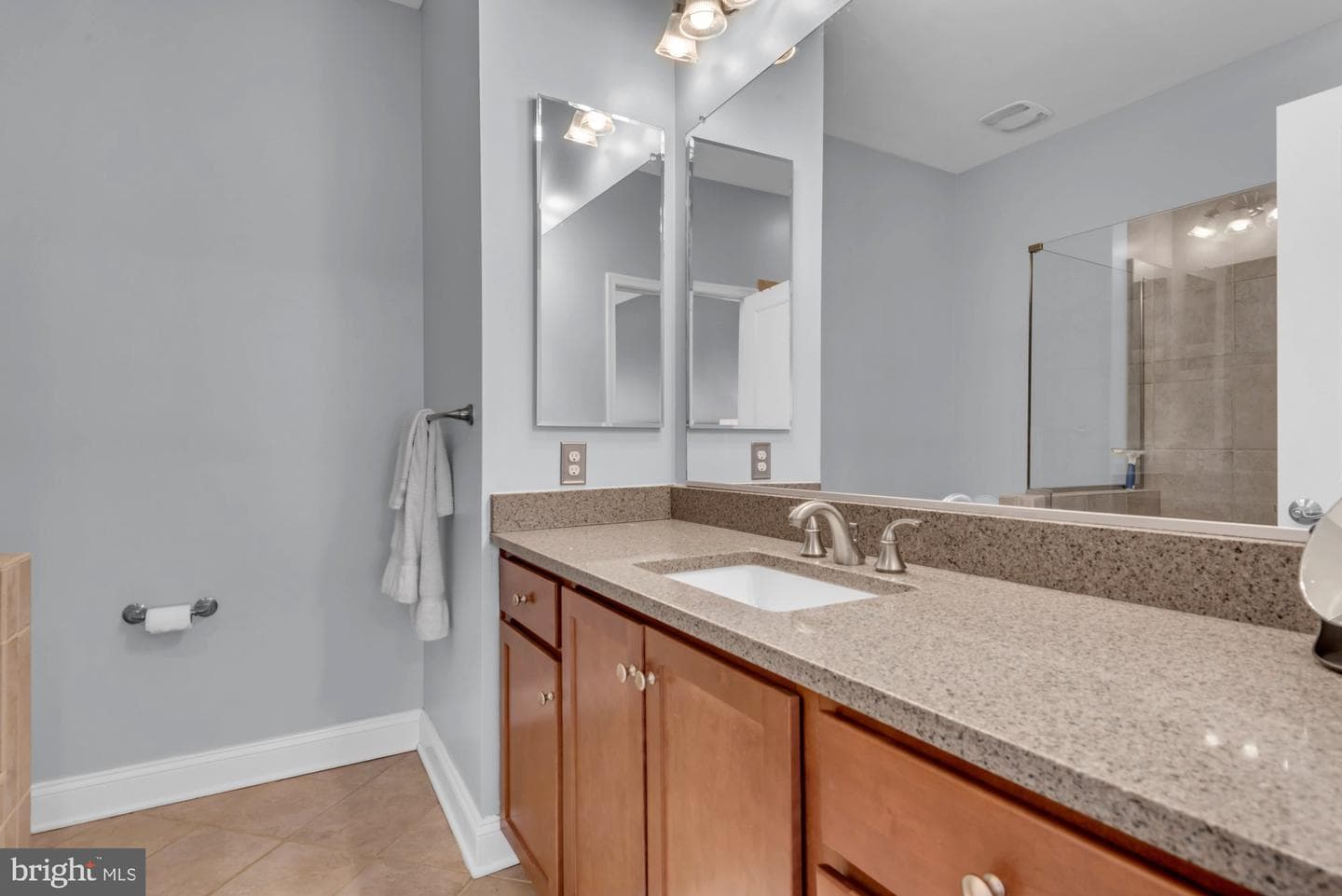 219 West Street photo 41