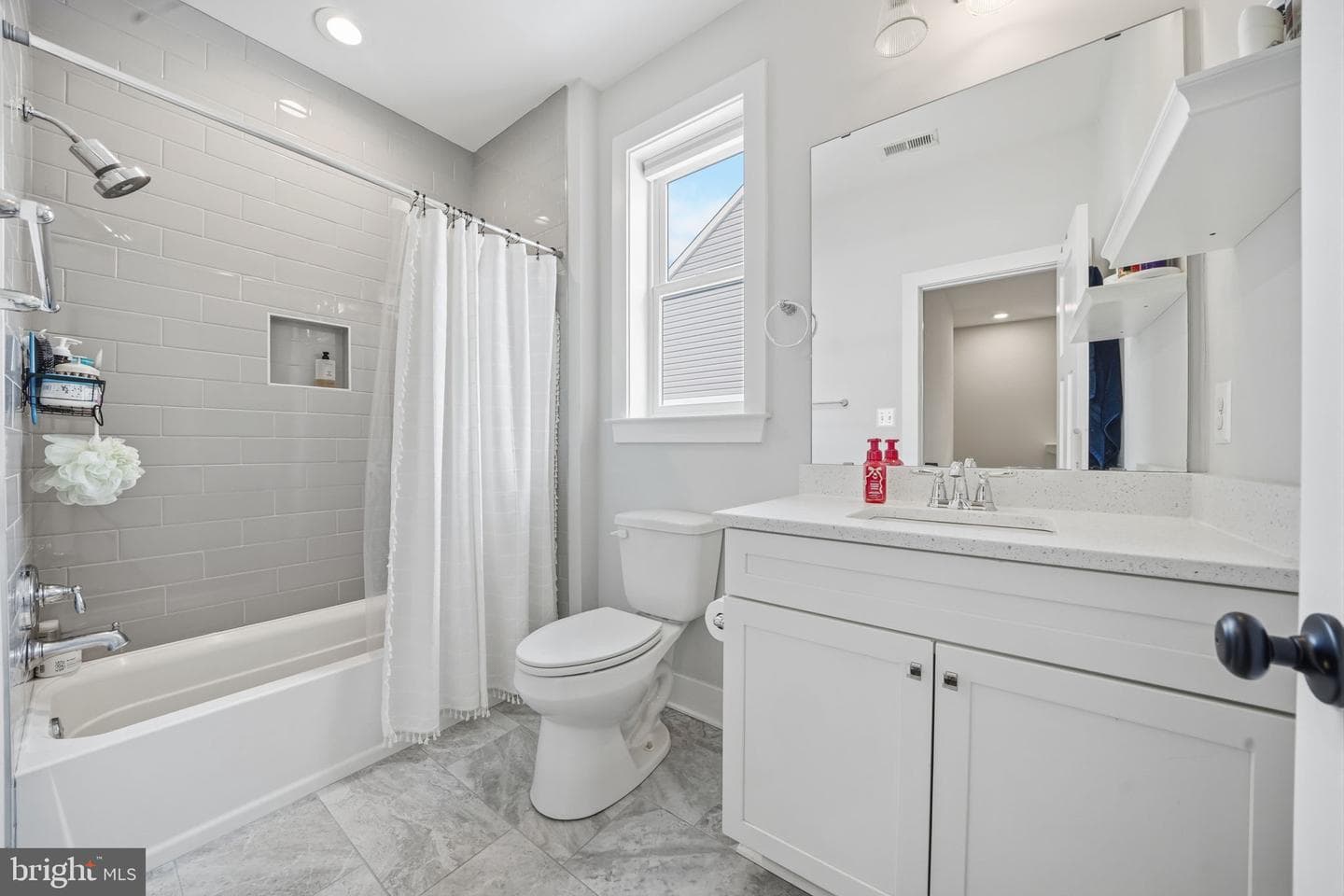 4005 Dark Horse Way photo 30