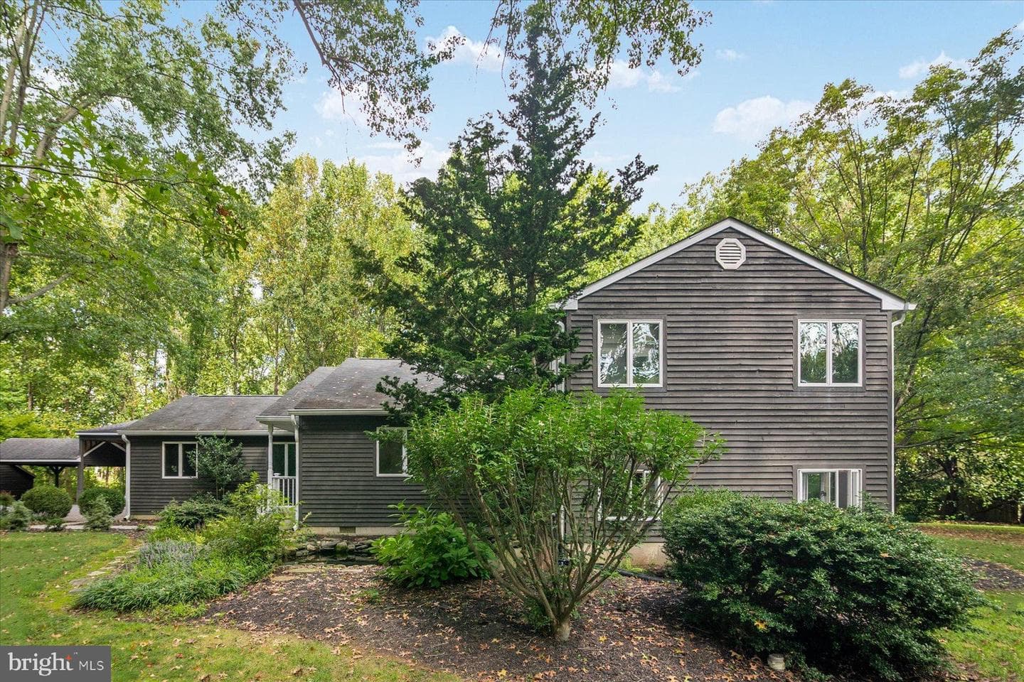 1404 Cotton Court photo 4