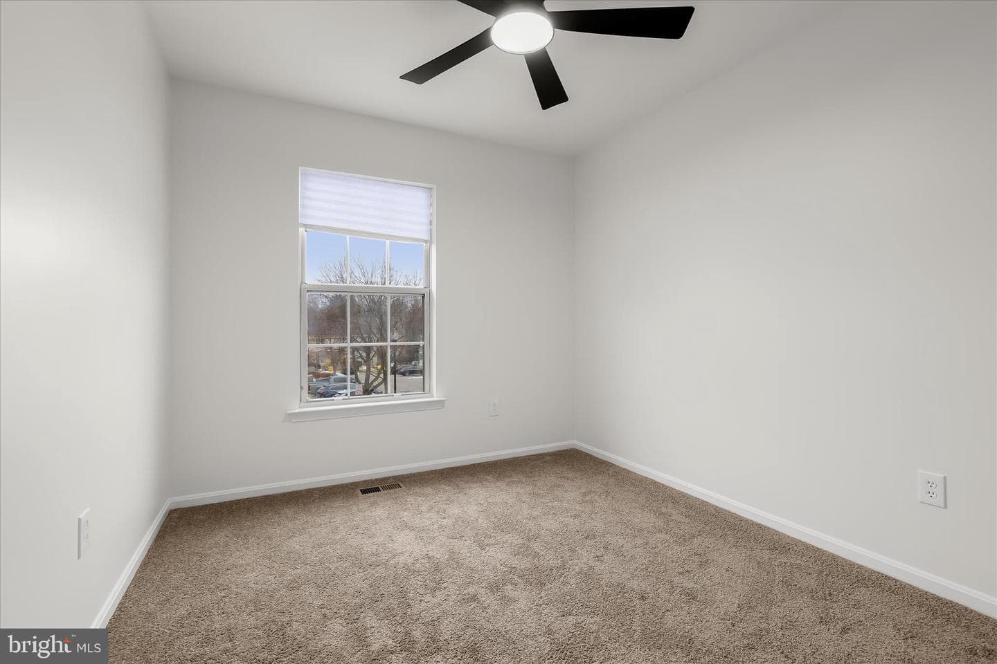 508 Greencrest Lane photo 31