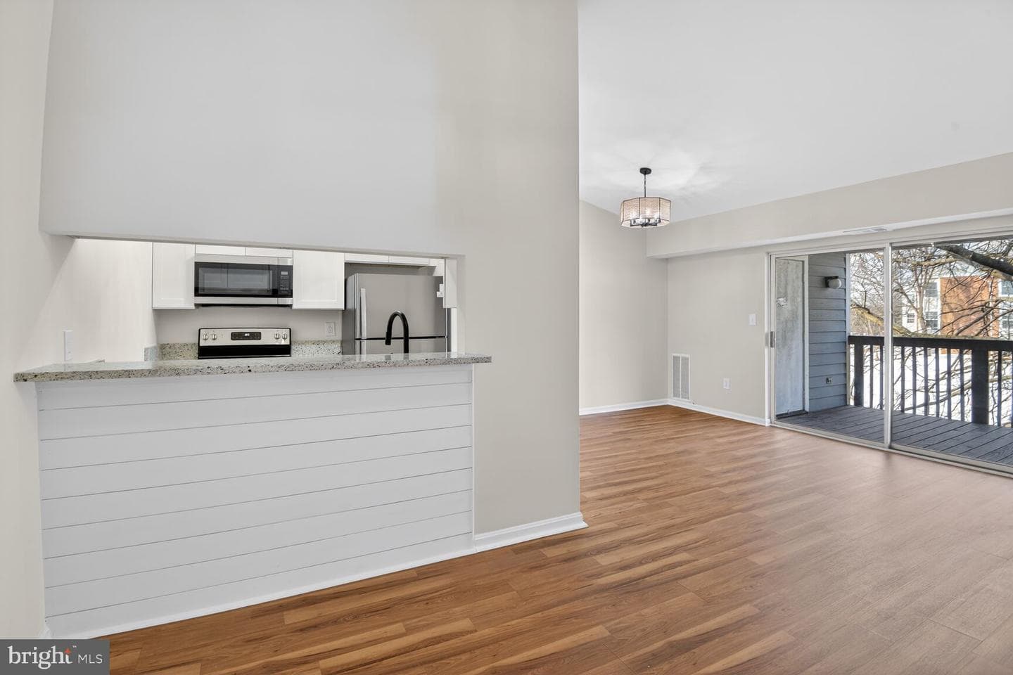 6801 White Water Way #301 photo 1