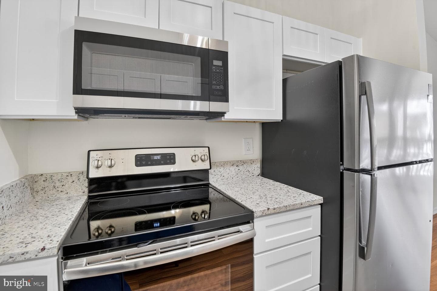 6801 White Water Way #301 photo 8