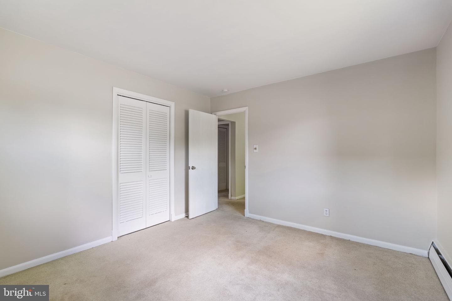 8005 Woodholme Circle photo 20