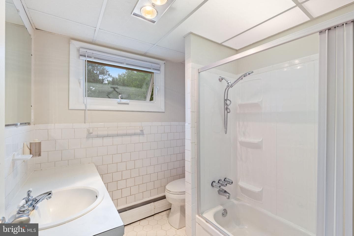 8005 Woodholme Circle photo 25