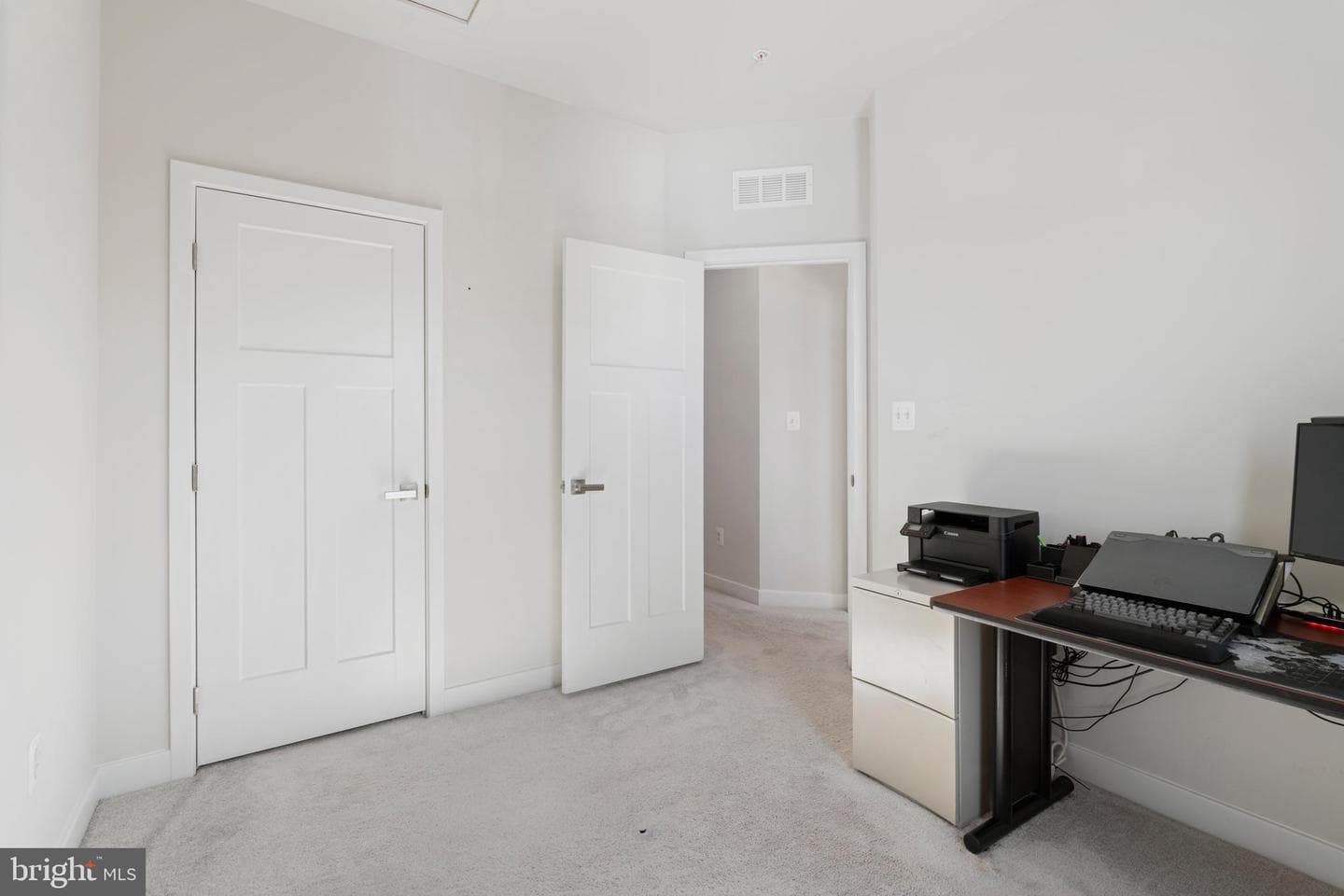 110 Bethlehem Pl photo 28