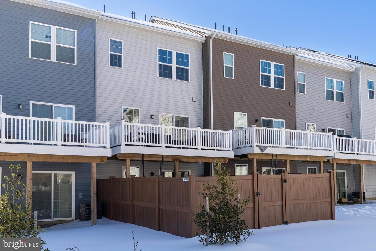 110 Bethlehem Pl photo 33