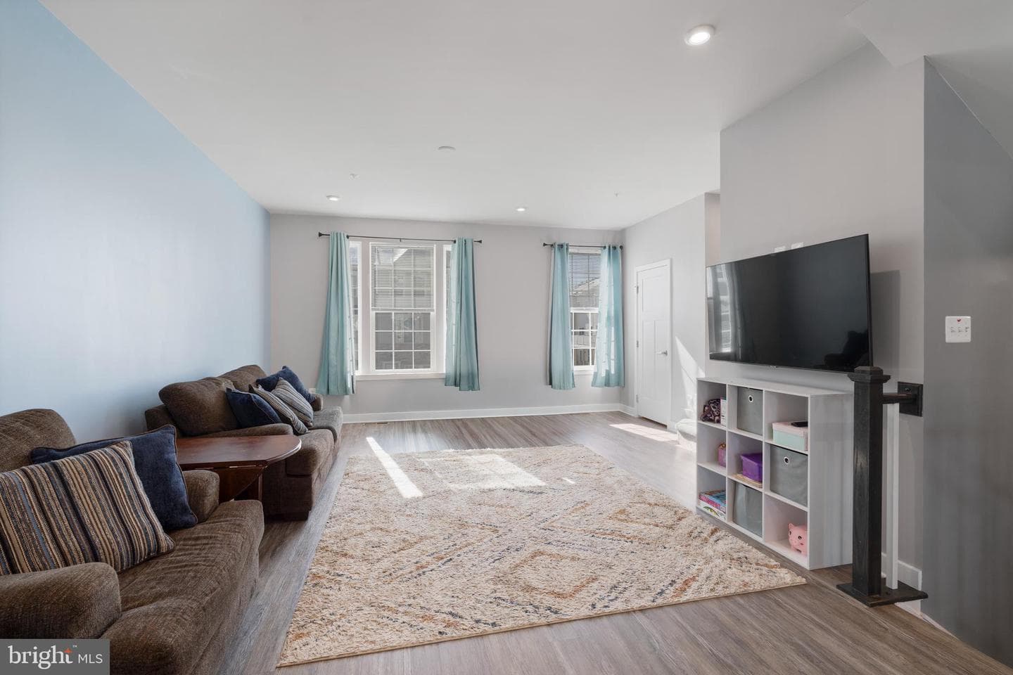 110 Bethlehem Pl photo 9