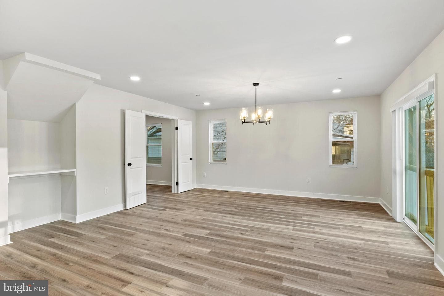 148 Jefferson Street photo 12