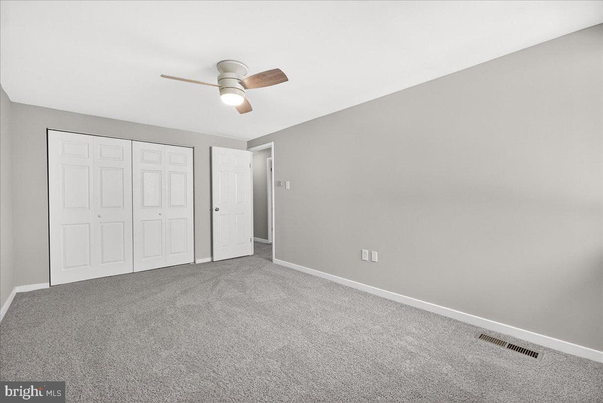 492 West Court photo 13