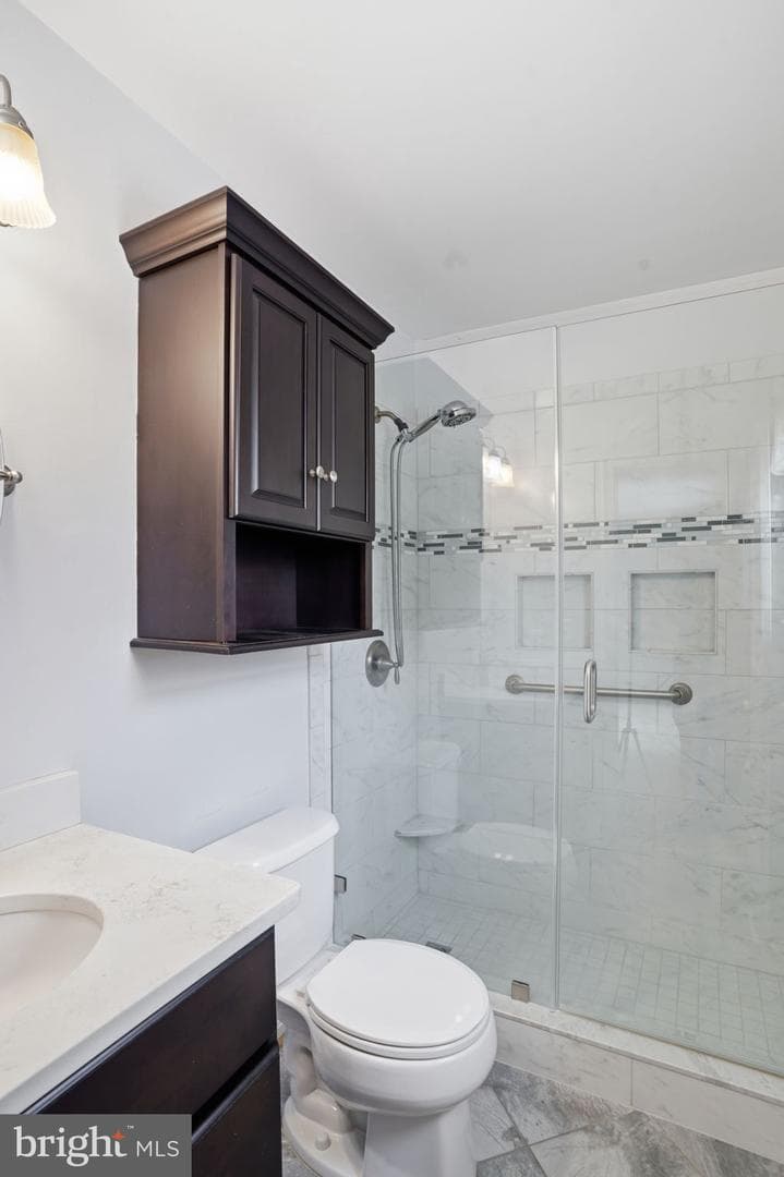 562 Whitney Road photo 16