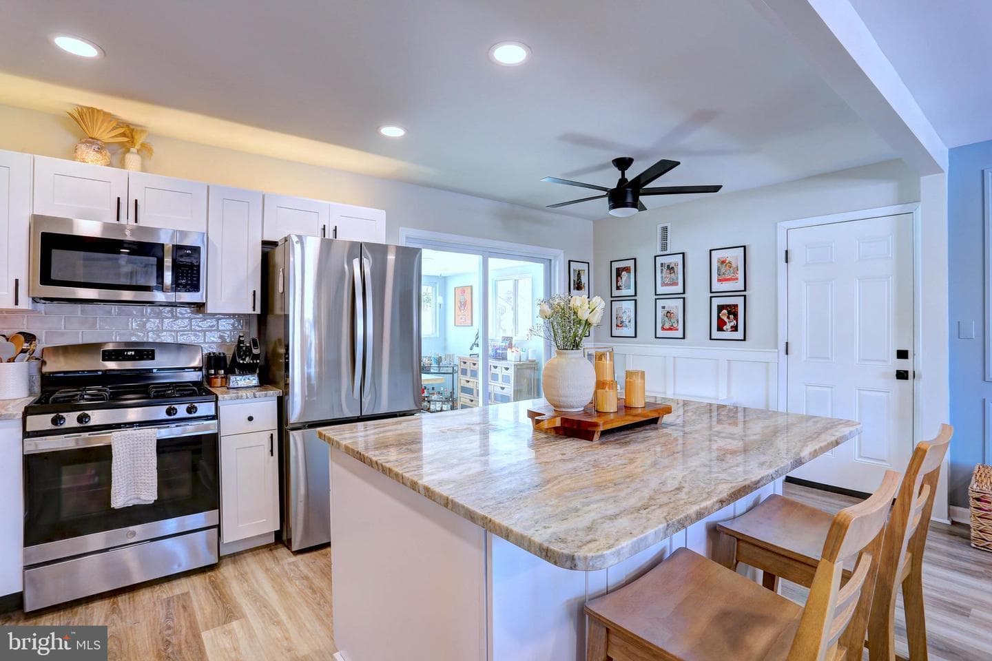 1425 Oakdale Road photo 11