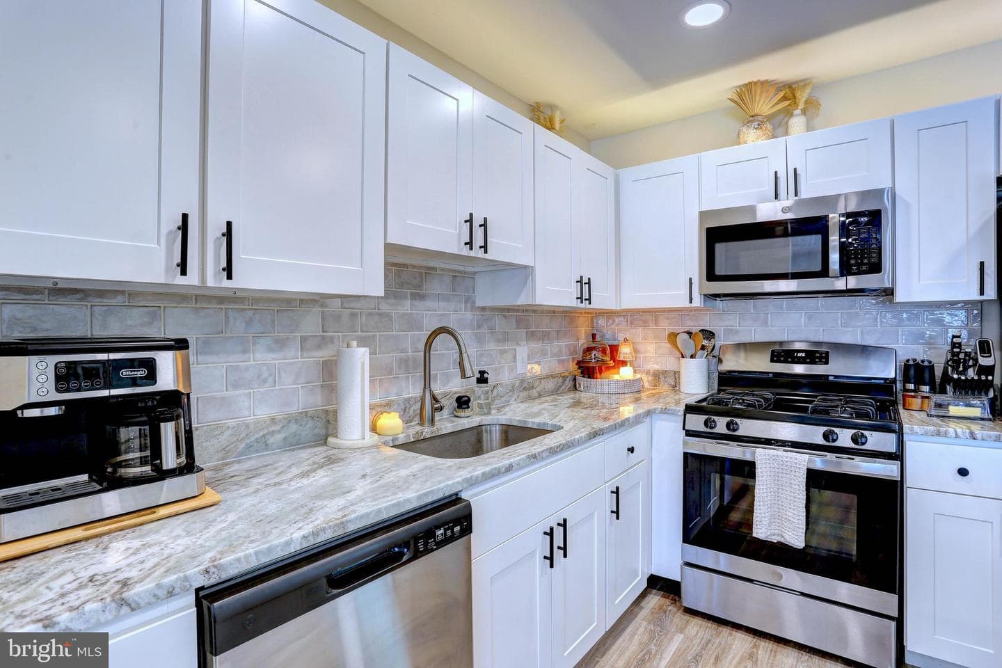 1425 Oakdale Road photo 12