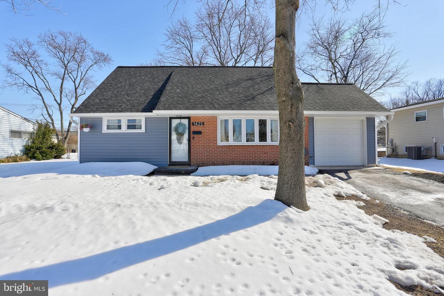 1425 Oakdale Road photo 3