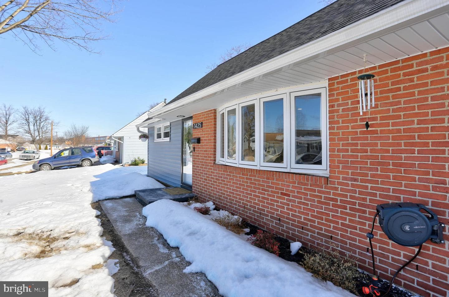 1425 Oakdale Road photo 4