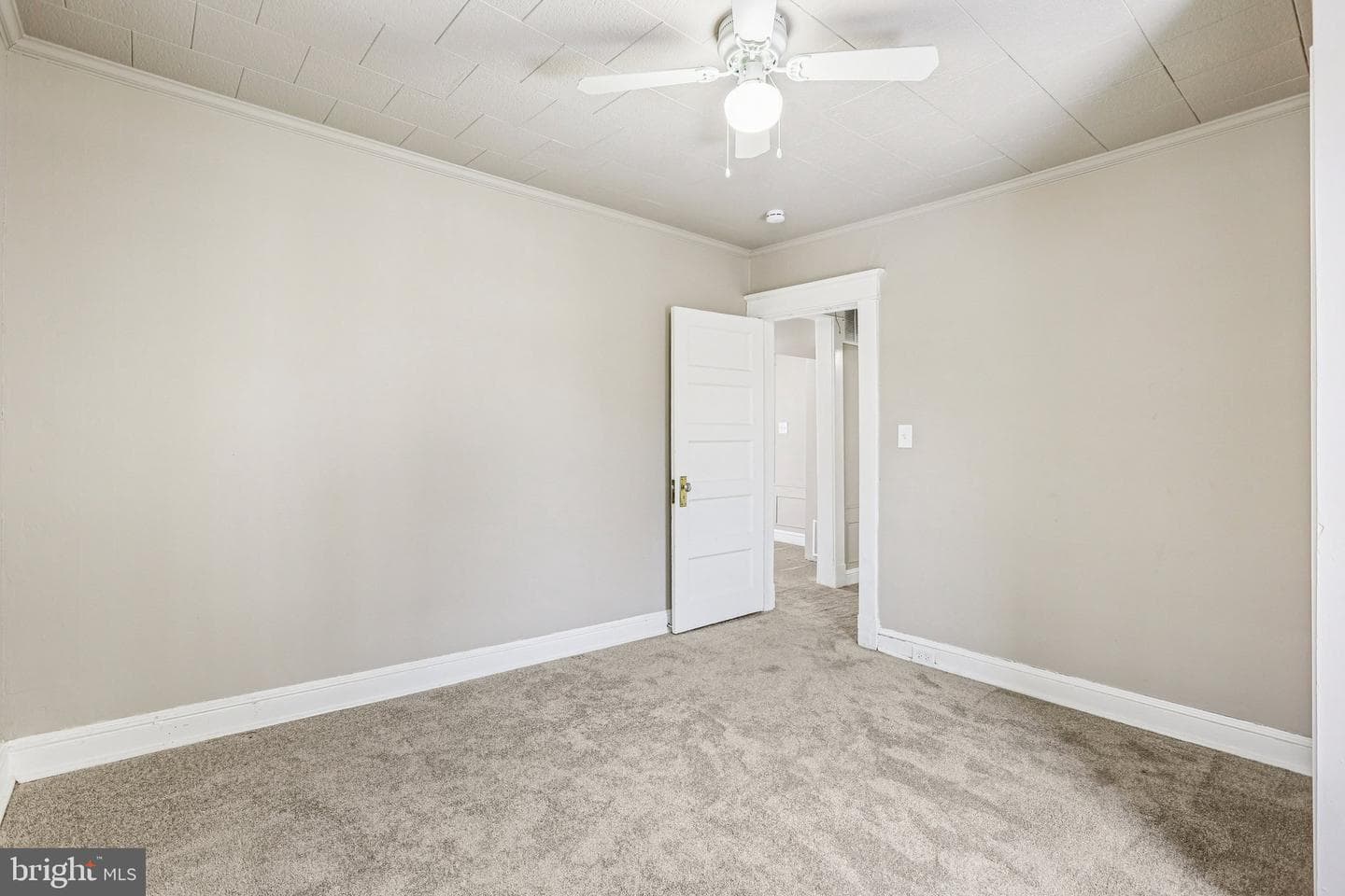 104 Baltimore Avenue photo 17