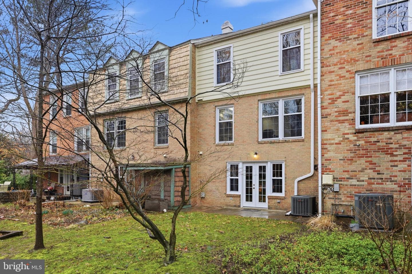1734 Dana Street photo 32
