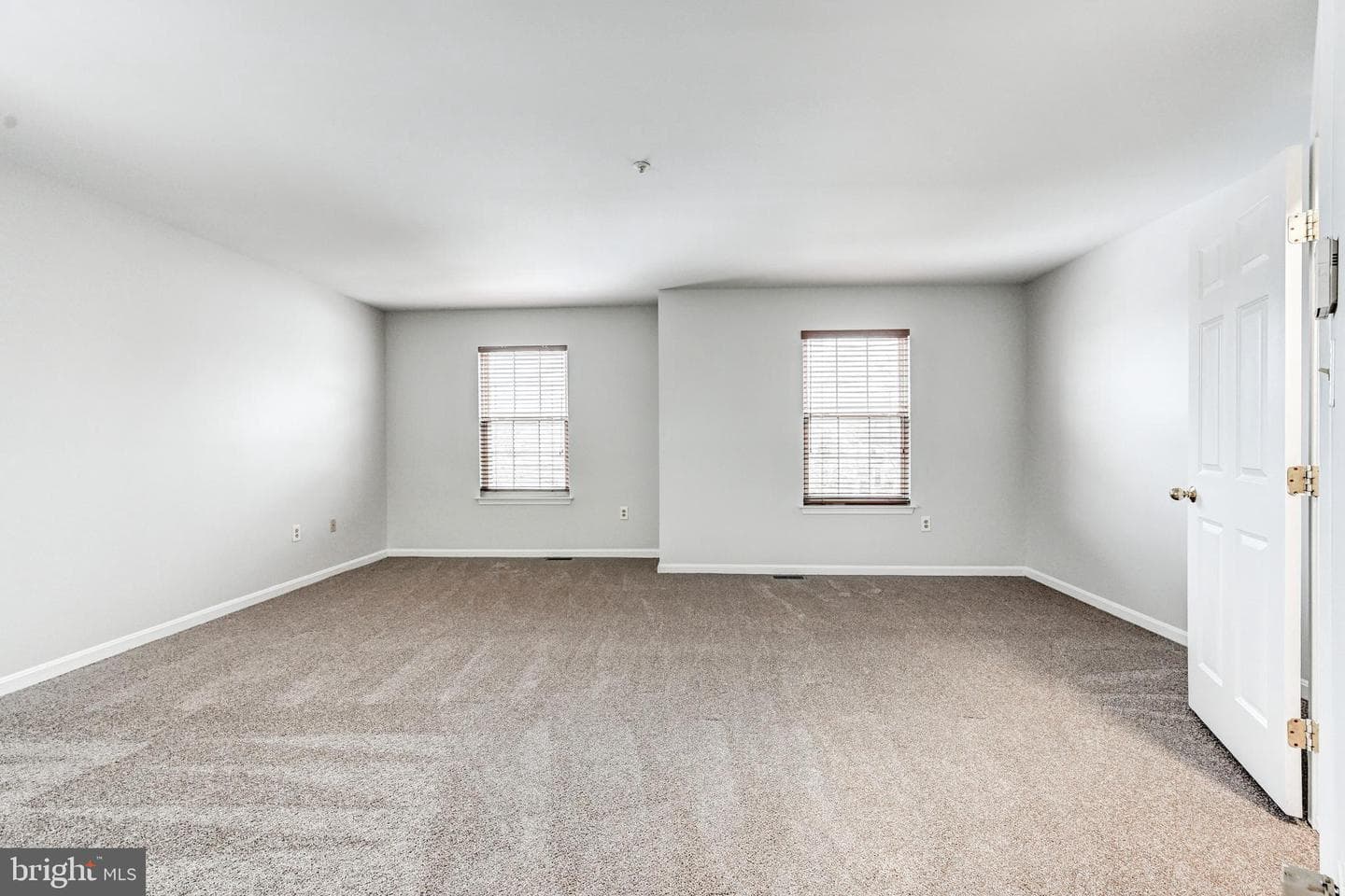 300 Roff Point Drive photo 13