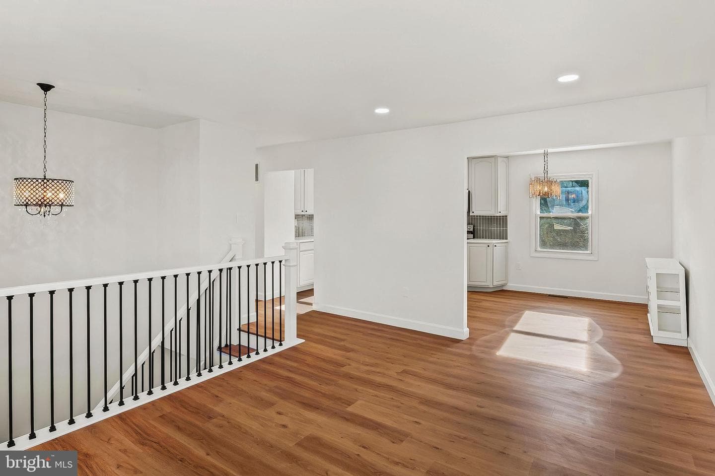 1003 Springhill Way photo 6