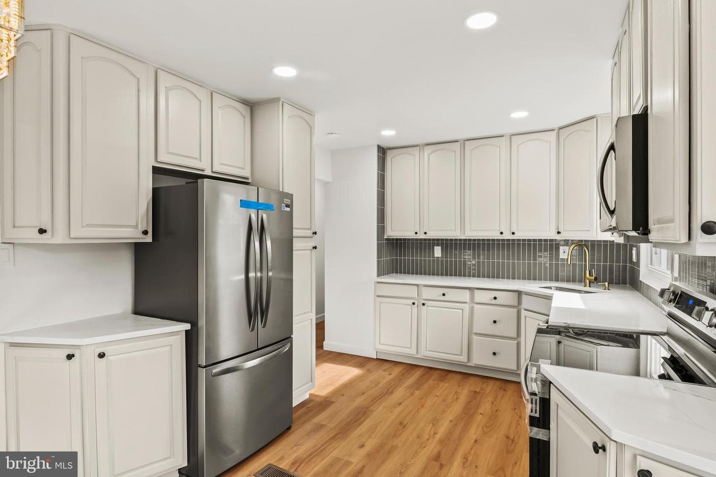 1003 Springhill Way photo 9