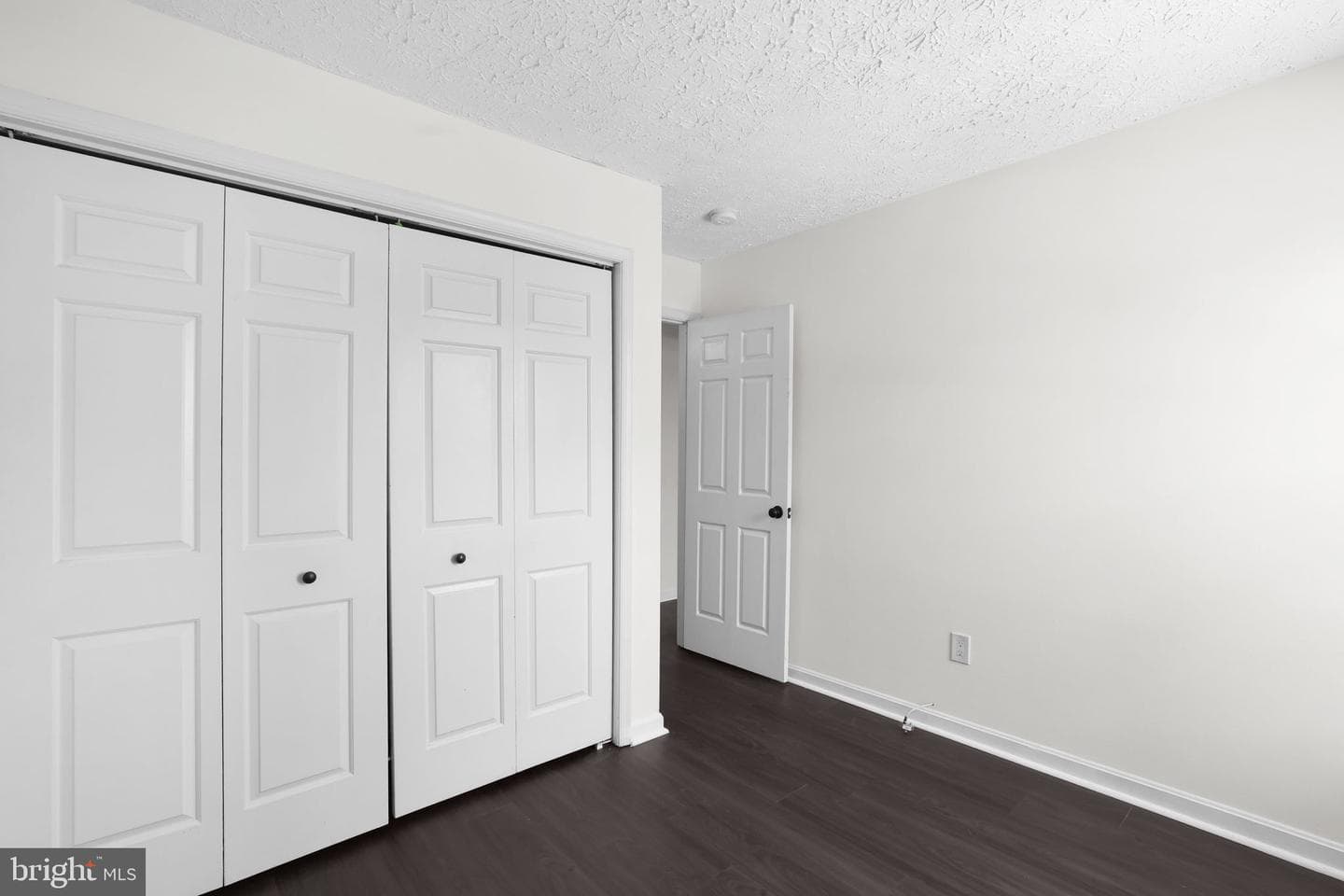 7707 Lake Circle photo 15