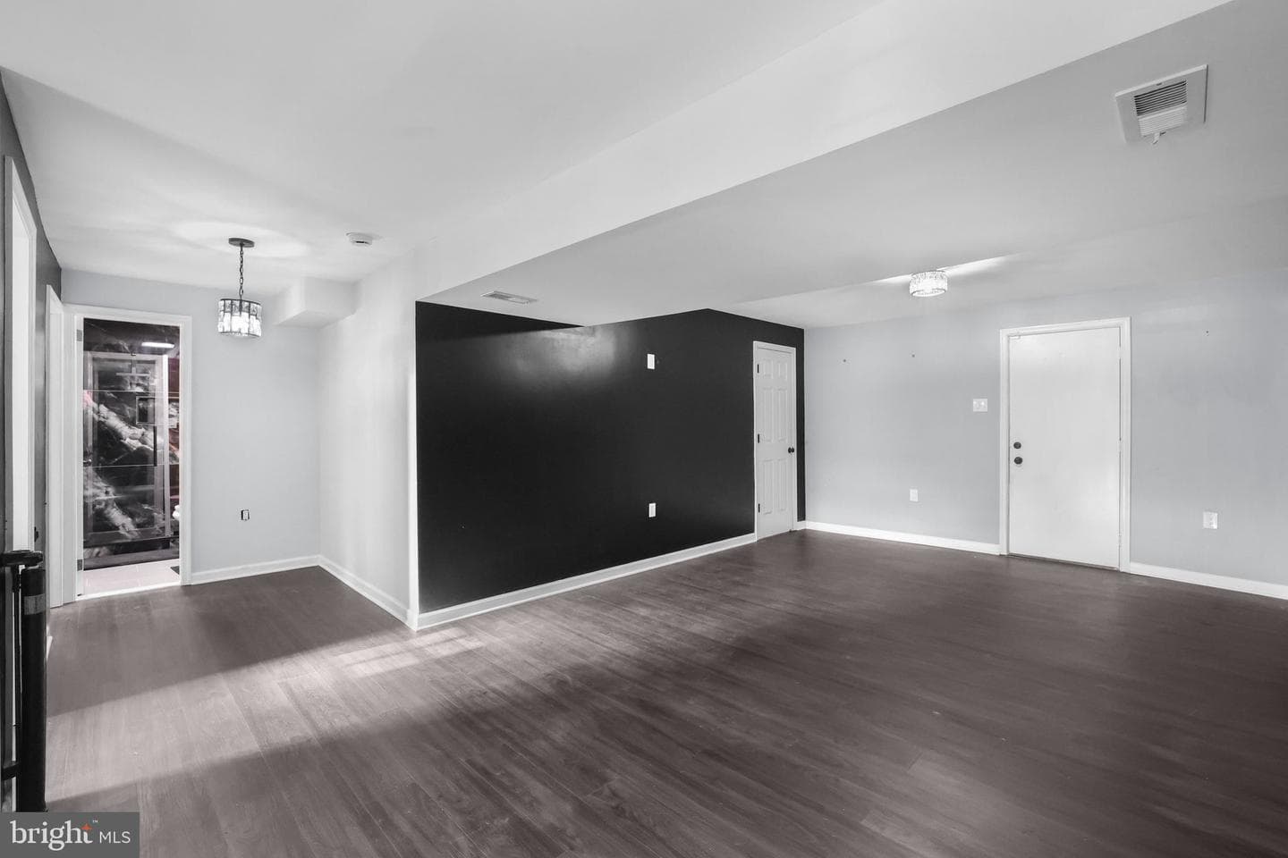 7707 Lake Circle photo 18