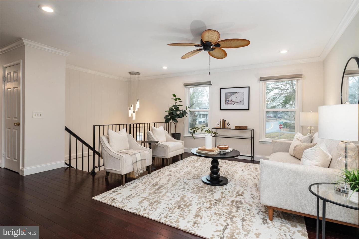 298 Edgemere Drive photo 5