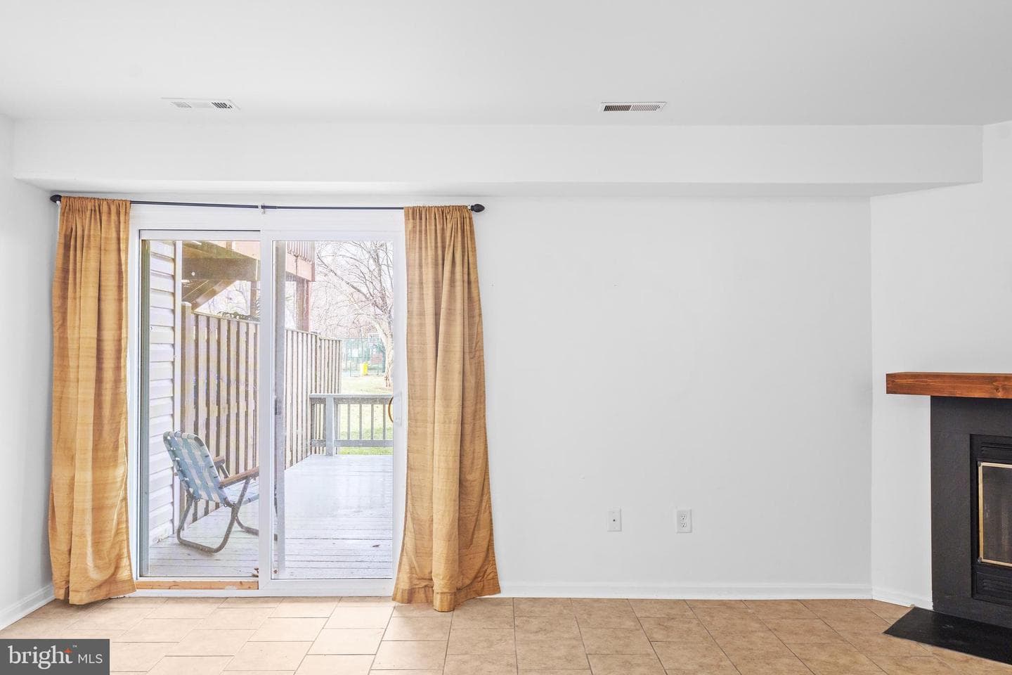 1400 Cox Landing Court photo 12