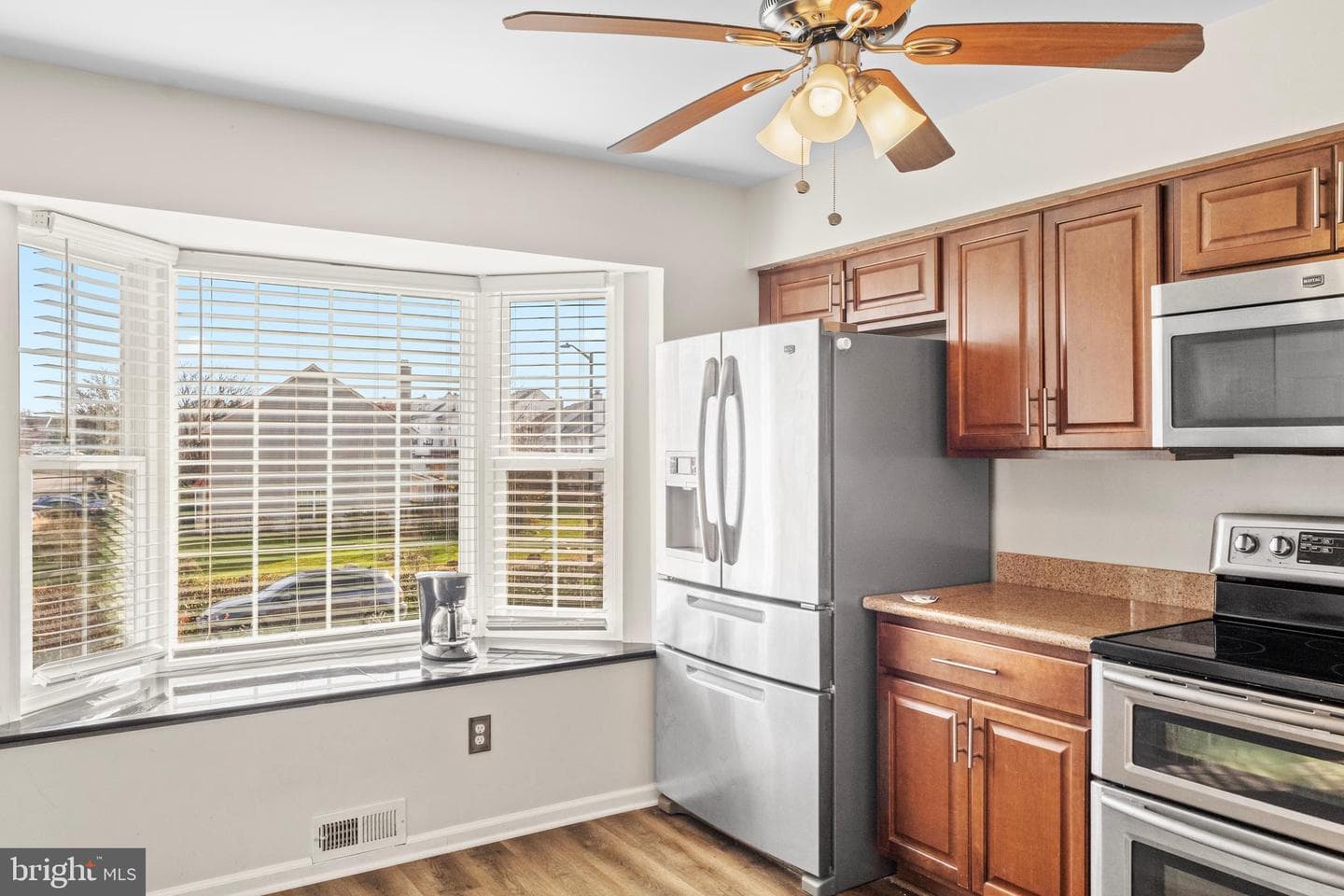 1400 Cox Landing Court photo 3