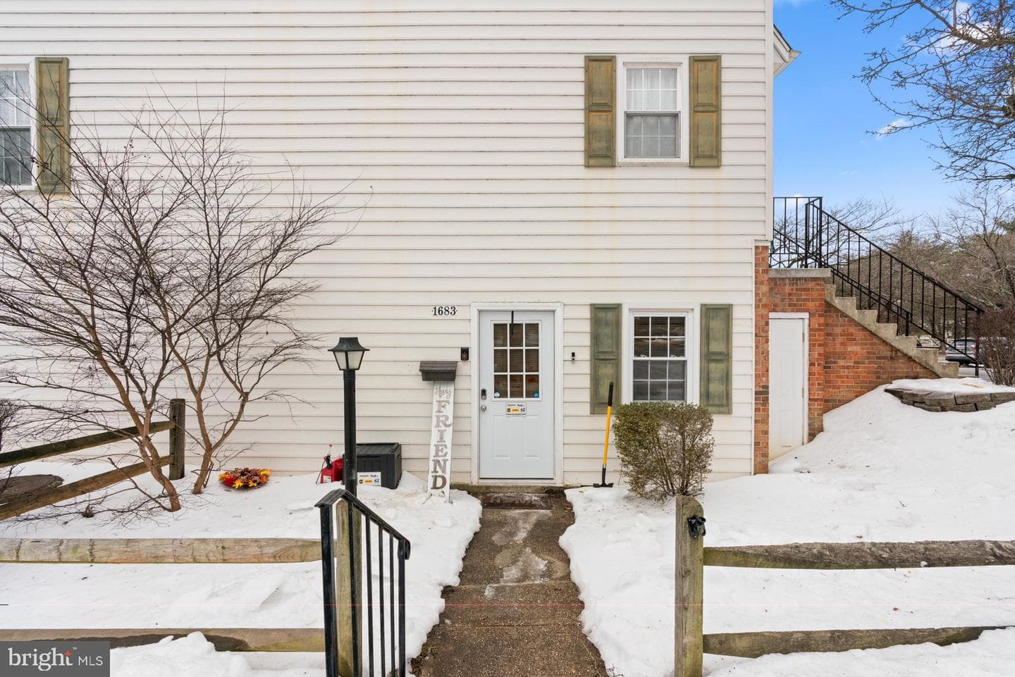 1683 Hart Court photo 14