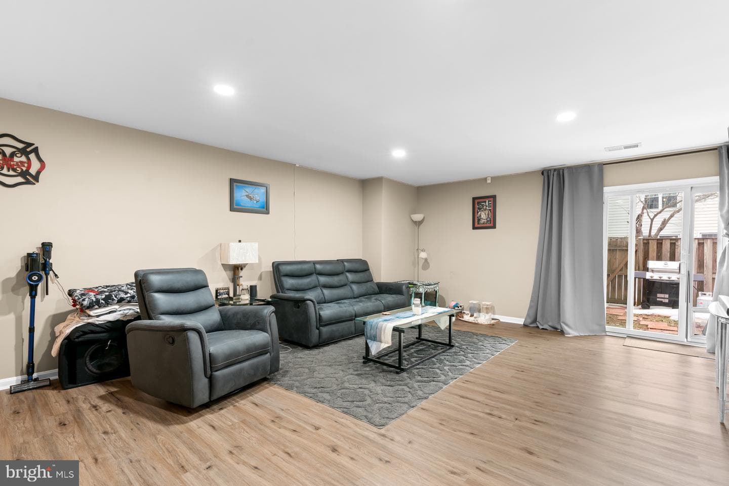 1683 Hart Court photo 5
