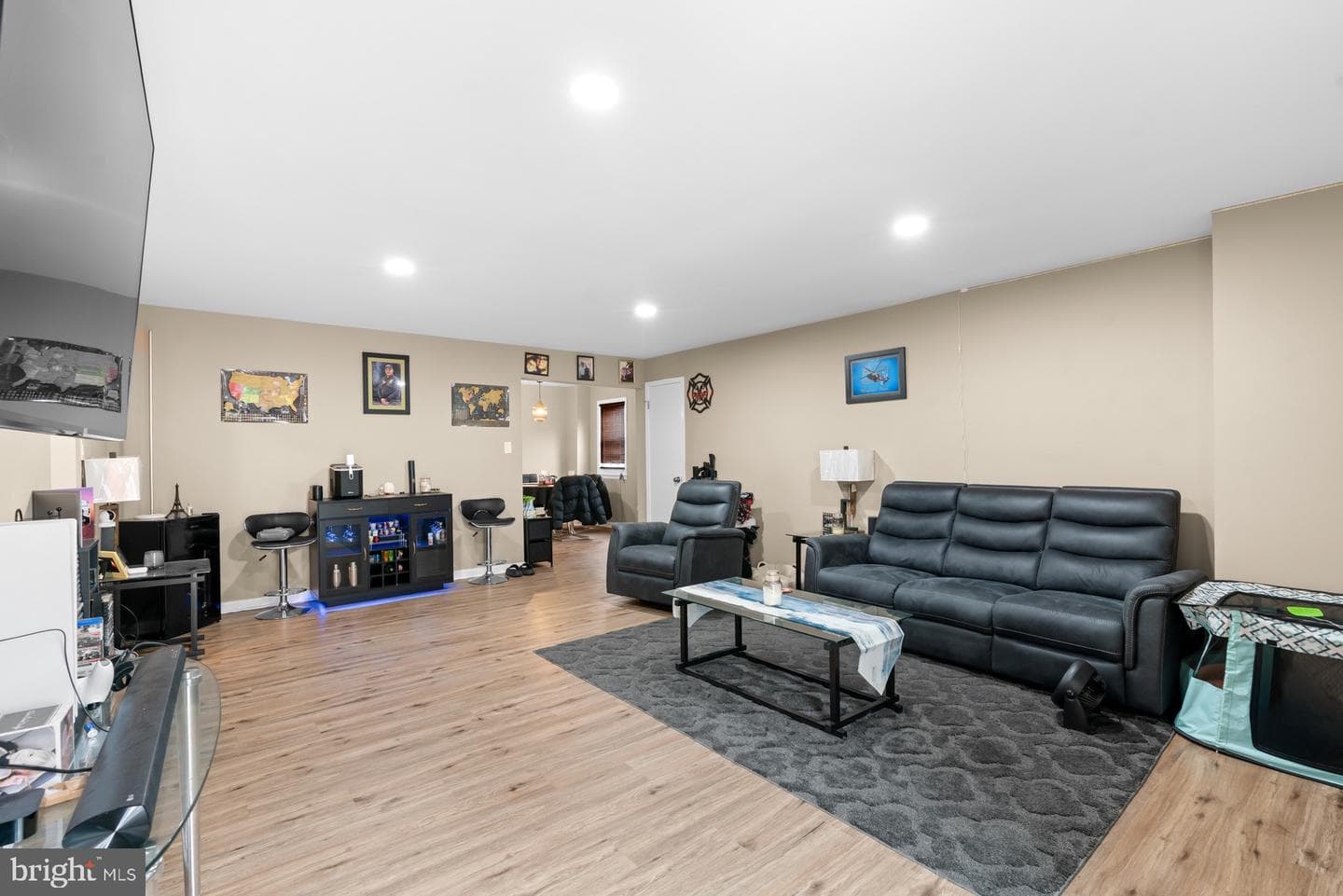 1683 Hart Court photo 6