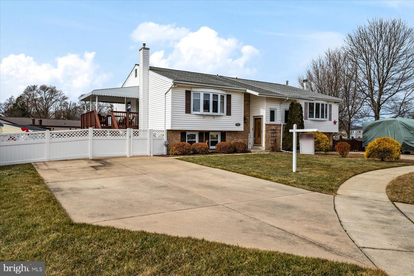 7722 Vena Court photo 3