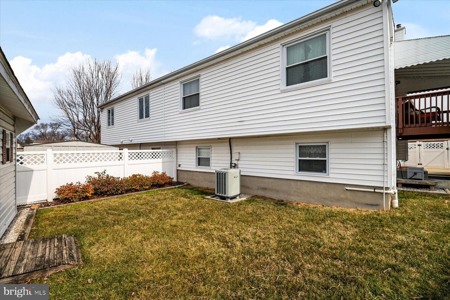 7722 Vena Court photo 34