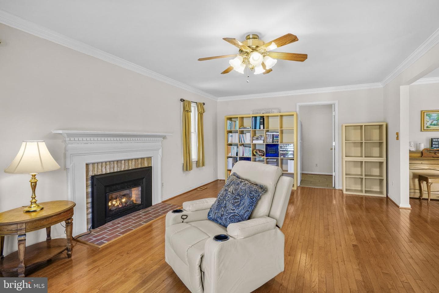 939 Main Street photo 12