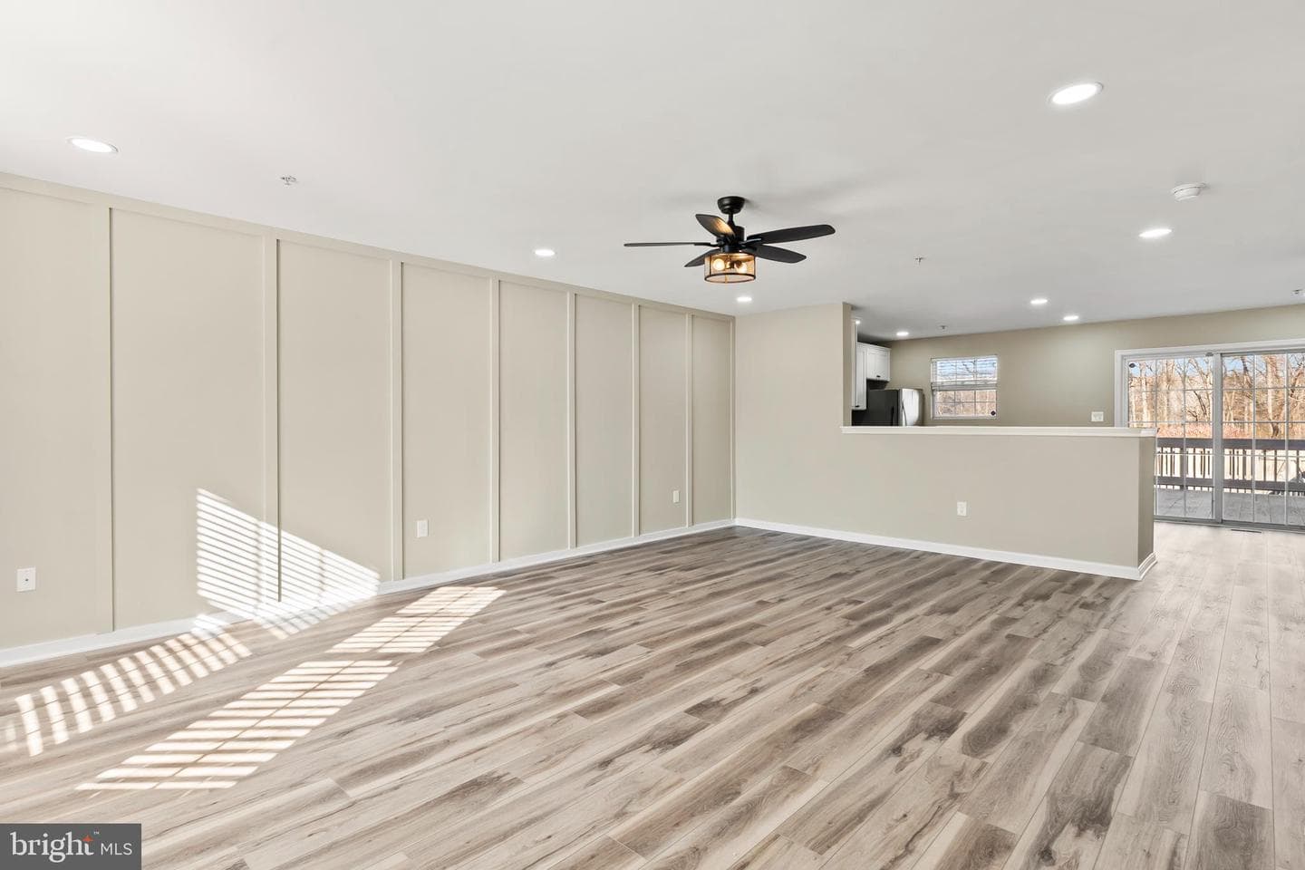 454 Renfro Court photo 2